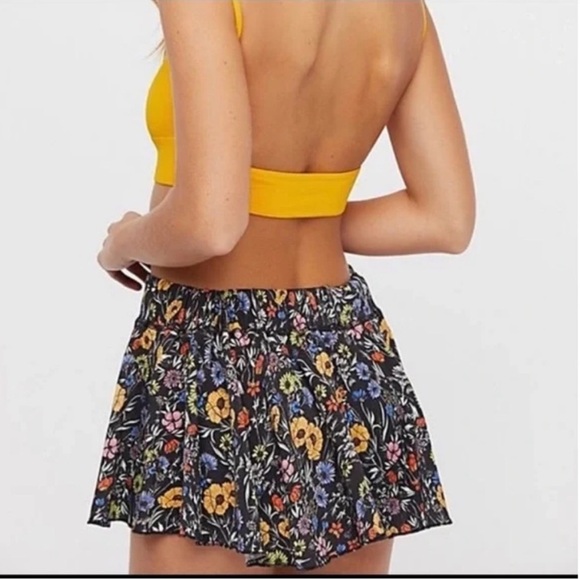 Intimately Free People Floral A Go-Go Swing Shorts Sz Medium Flowy Drawstring - Picture 2 of 10